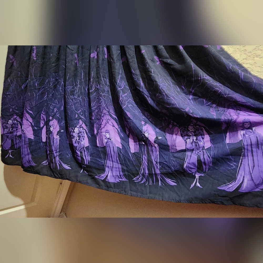 Disney/Torrid Villians Black and Purple Short Sleeve Dress Torrid Sz 2(18/20) - Picture 2 of 4